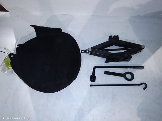 2016 Hyundai Accent Jack Tool Kit