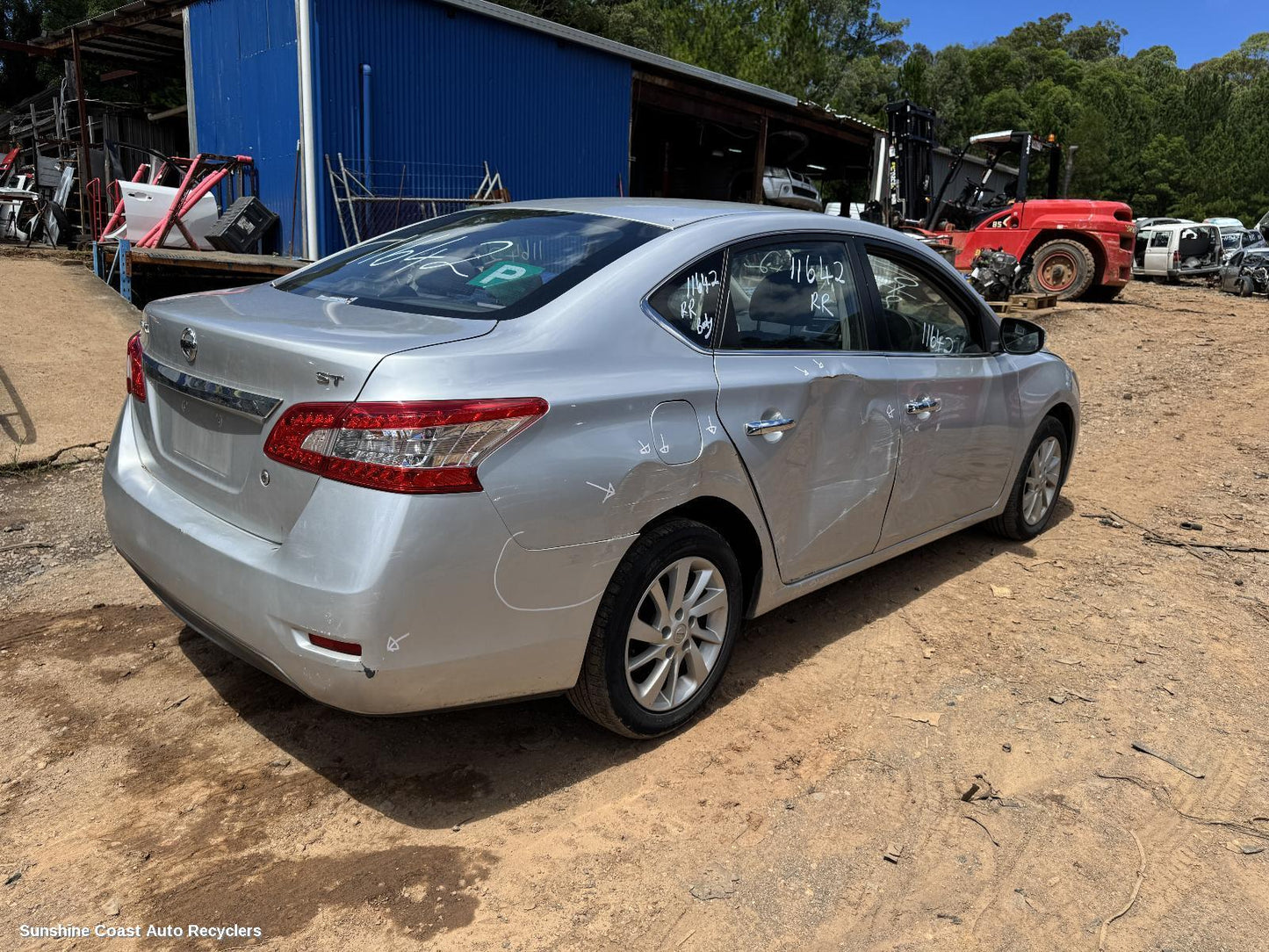 2013 Nissan Pulsar Caliper