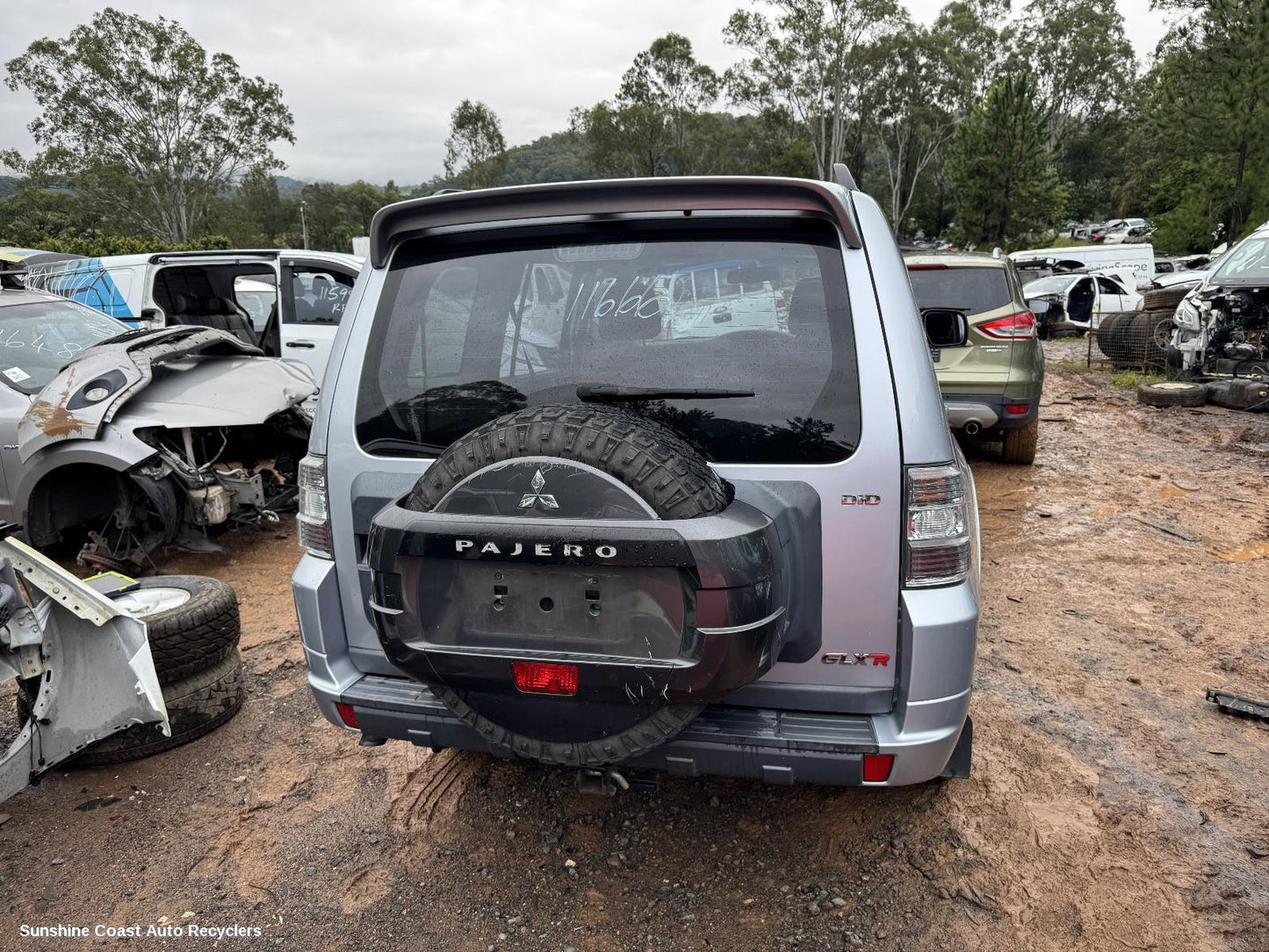 2014 Mitsubishi Pajero Right Rear Trailing Arm