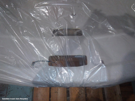 2016 Mitsubishi Outlander Hoodlining