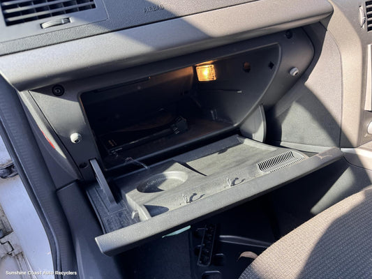 2005 Holden Astra Glove Box