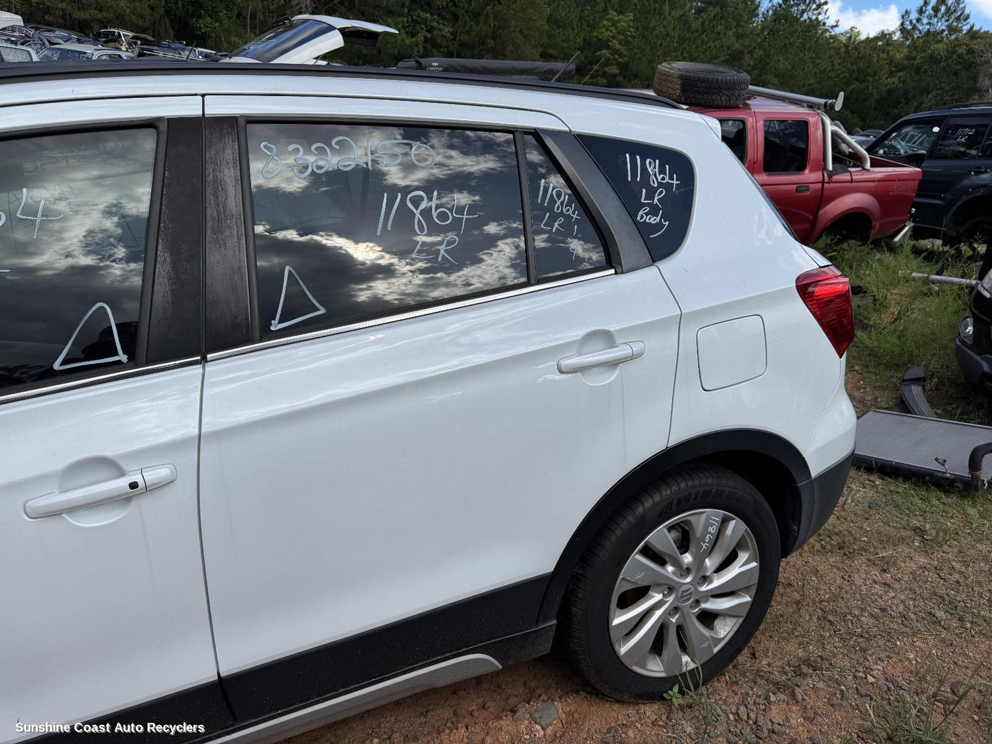 2017 Suzuki S-cross Left Rear Door Window