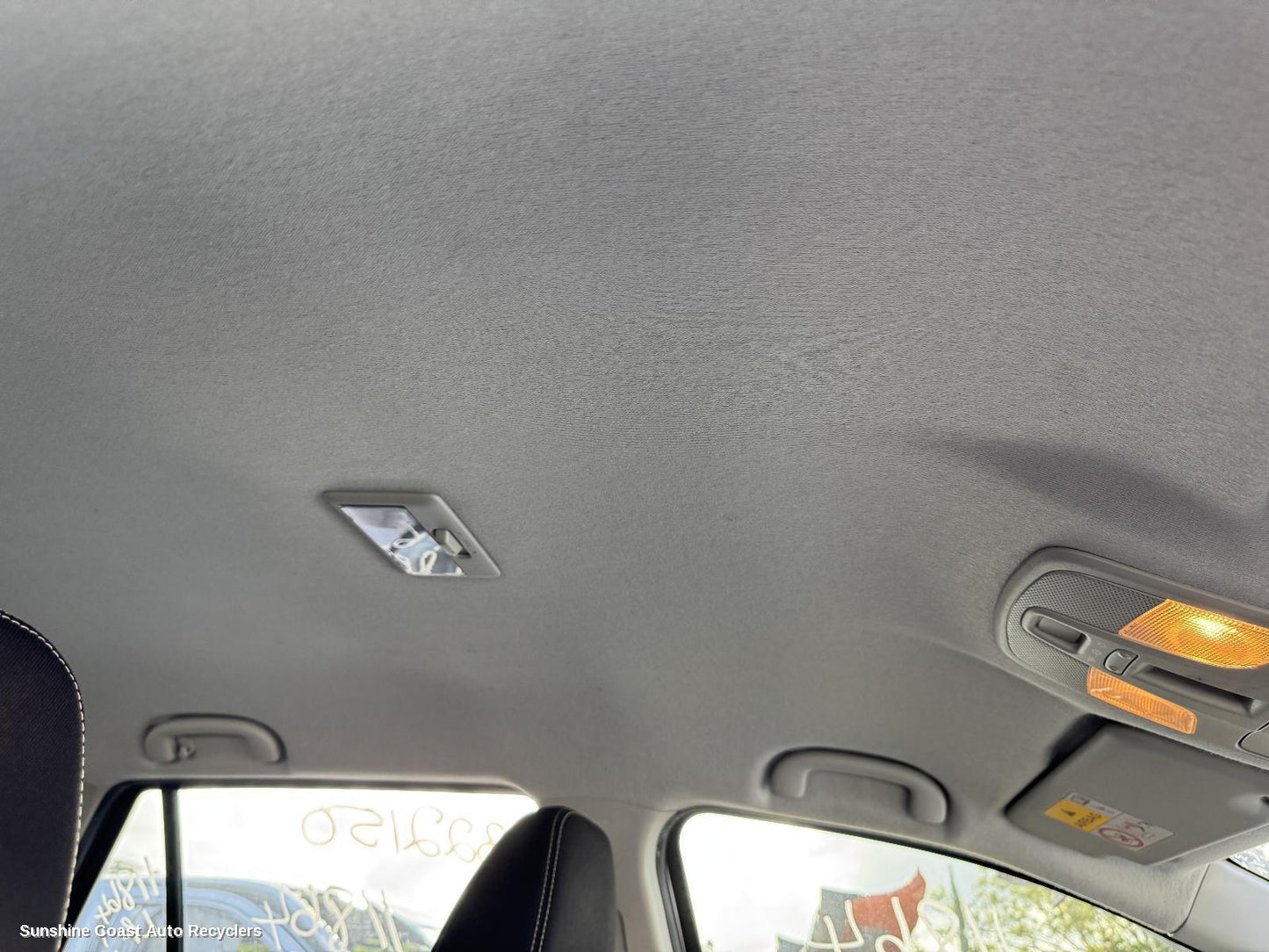 2017 Suzuki S-cross Hoodlining