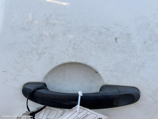 2010 Volkswagen Caddy Left Rear Door Sliding