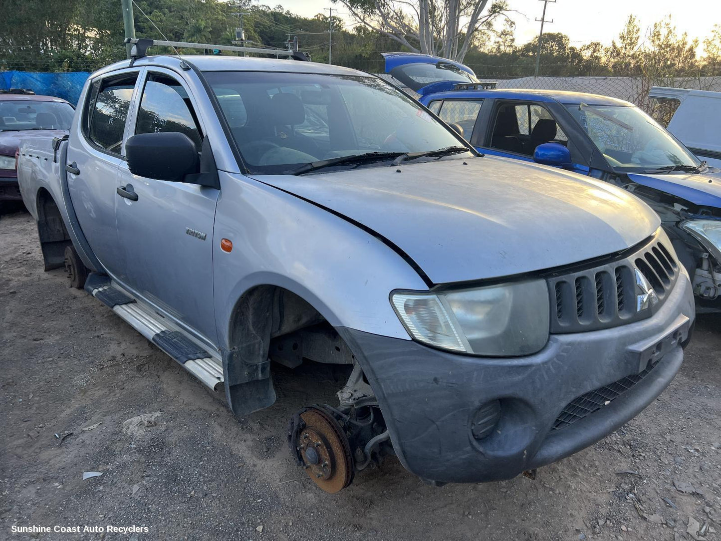 2008 Mitsubishi Triton Owners Handbook