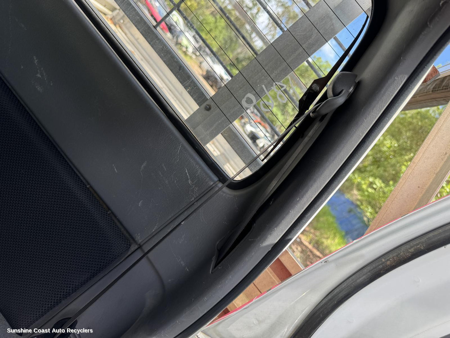 2009 Mazda Bt50 Seatbelt Stalk