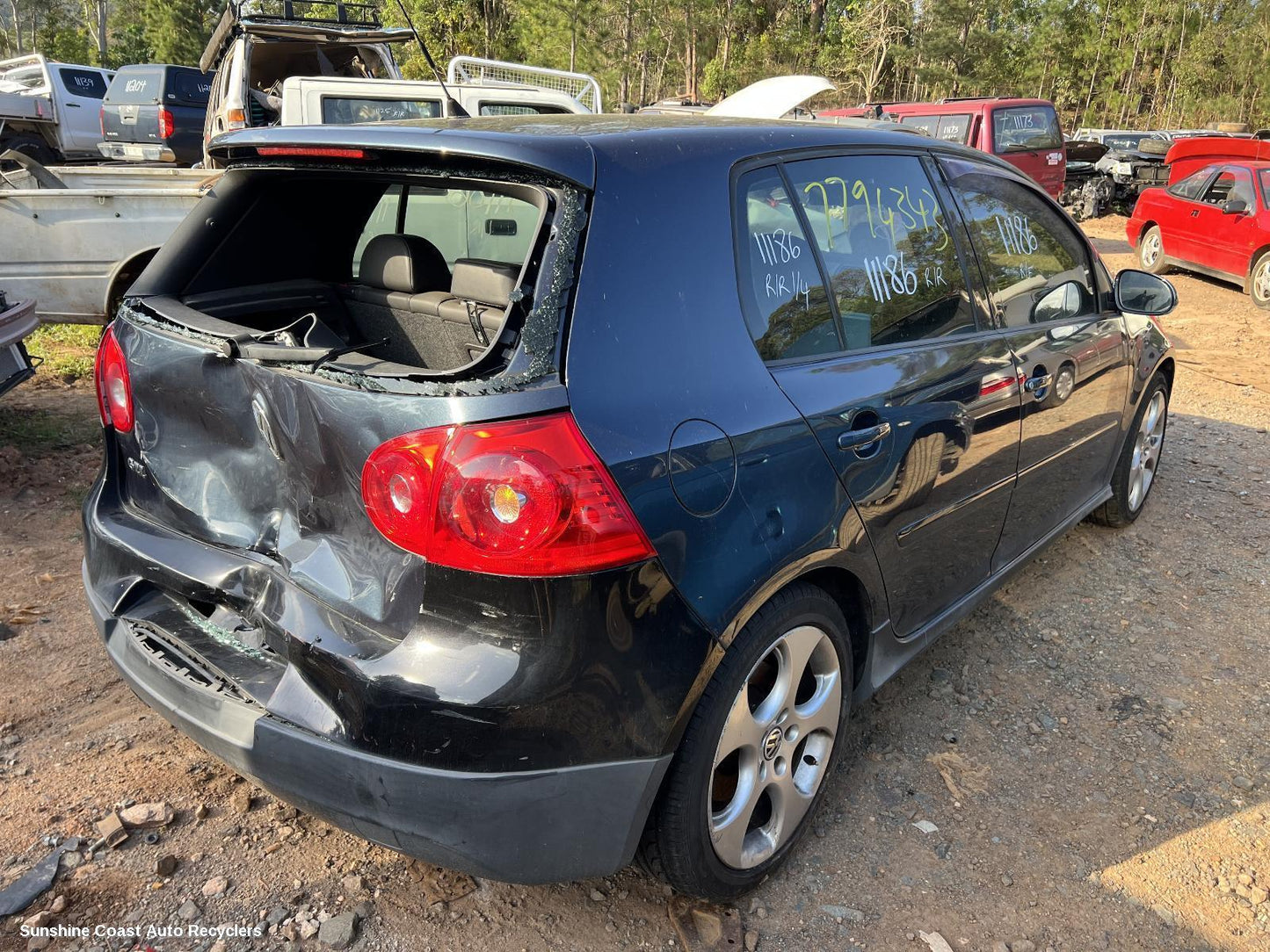 2009 Volkswagen Golf Right Taillight