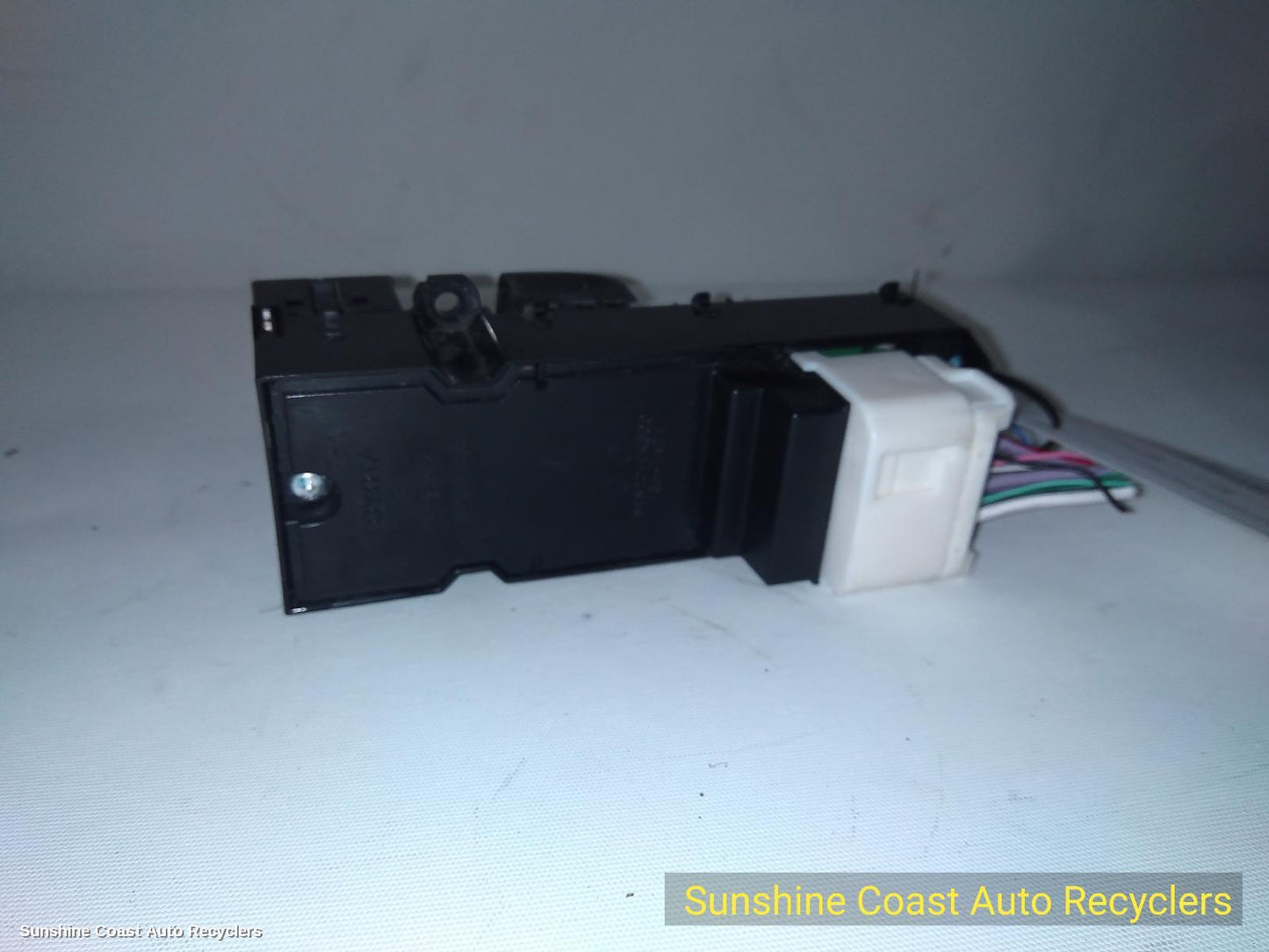 2017 Toyota Hilux Pwr Dr Wind Switch