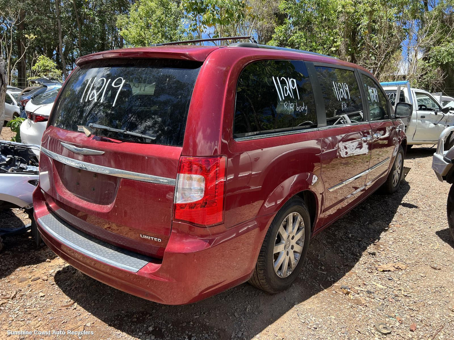 2012 Chrysler Voyager Headrest