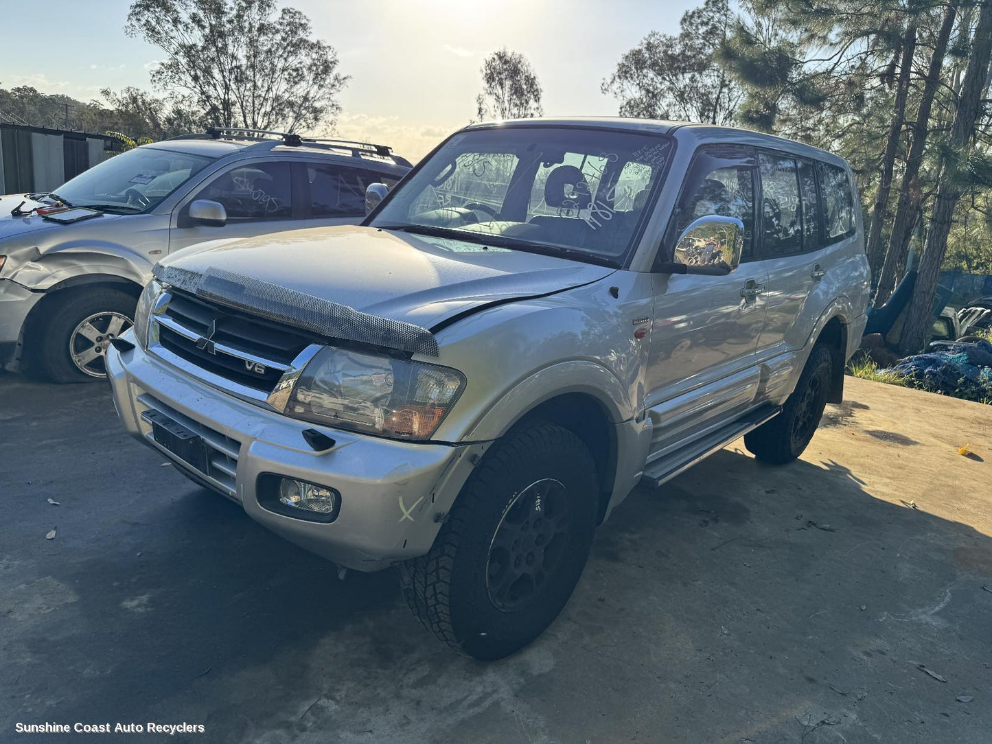 2002 Mitsubishi Pajero Rear Bumper