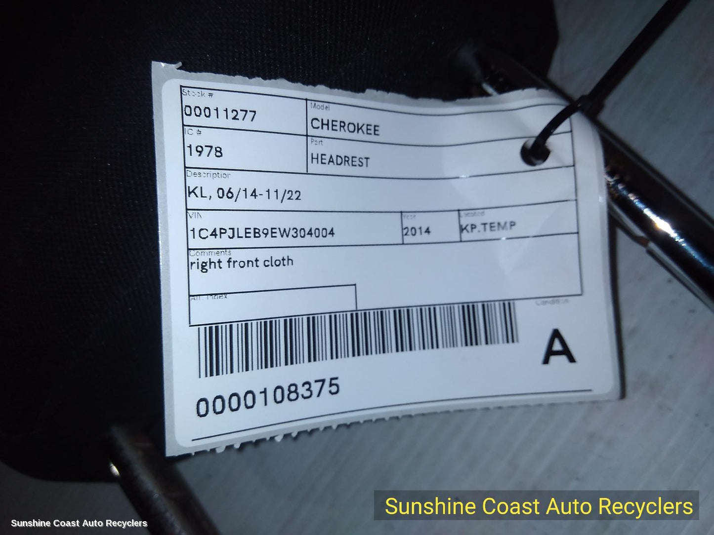 2014 Jeep Cherokee Headrest