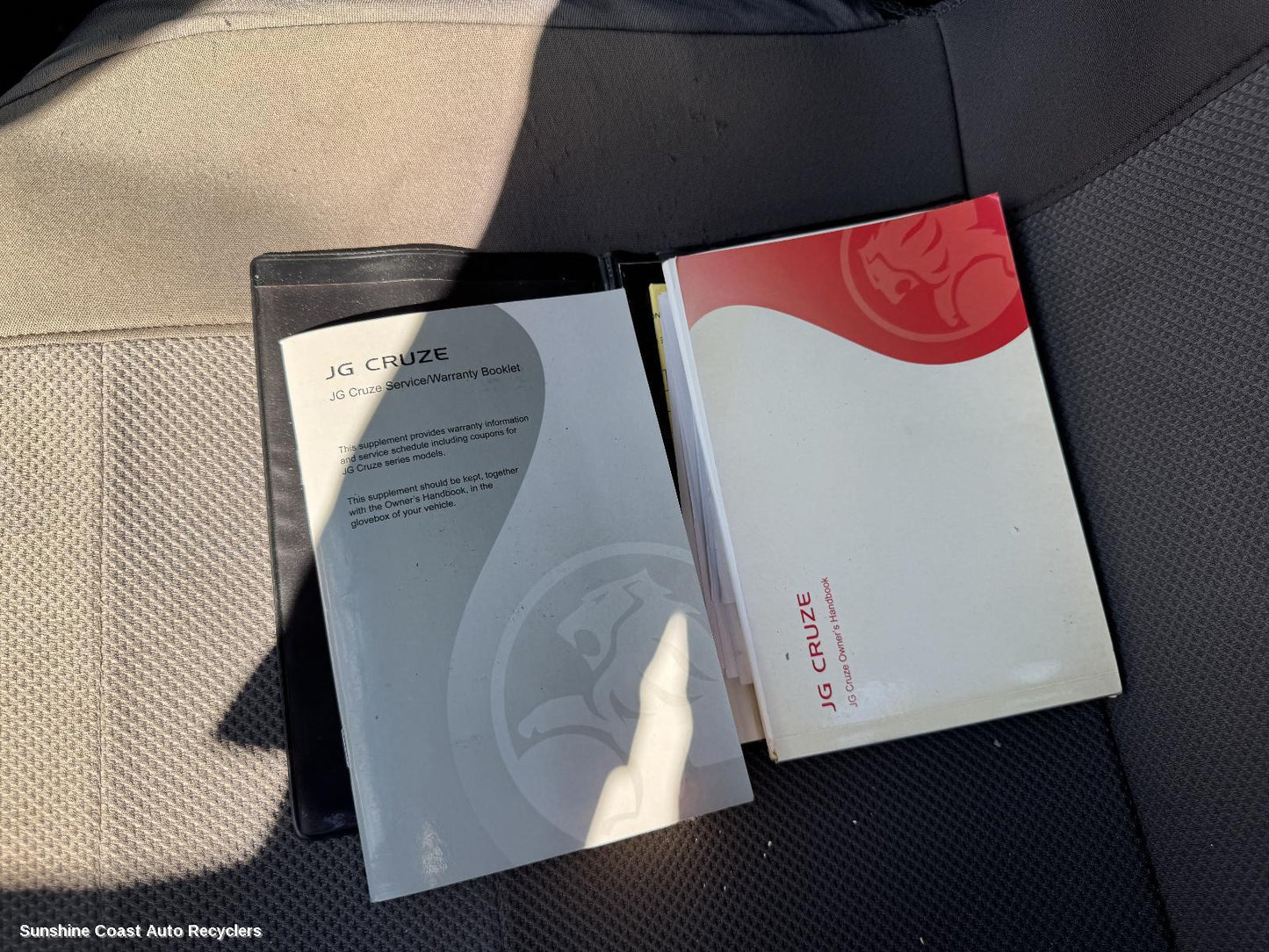 2010 Holden Cruze Owners Handbook