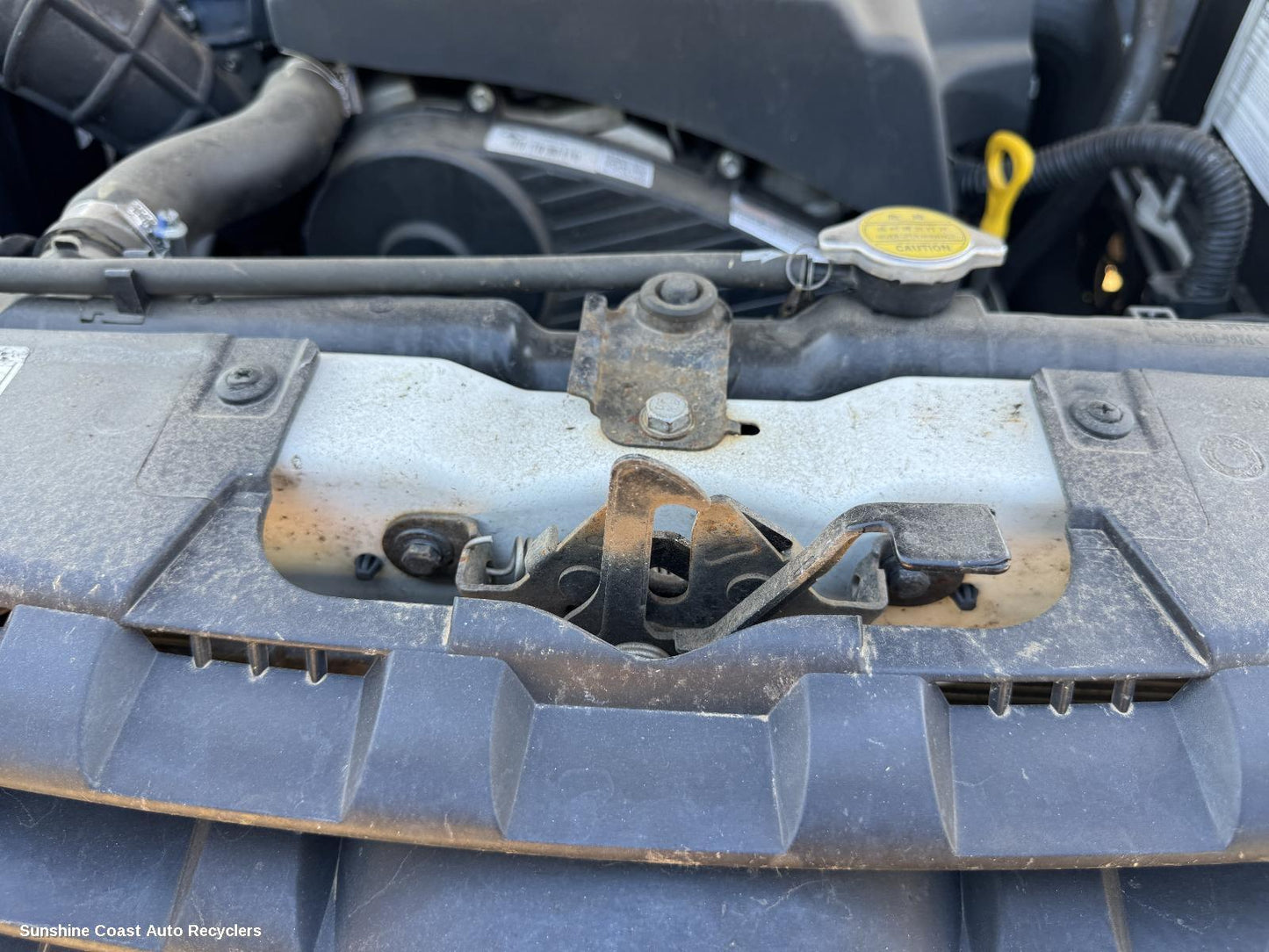 2012 Great Wall V200/v240 Bonnet Lock Support