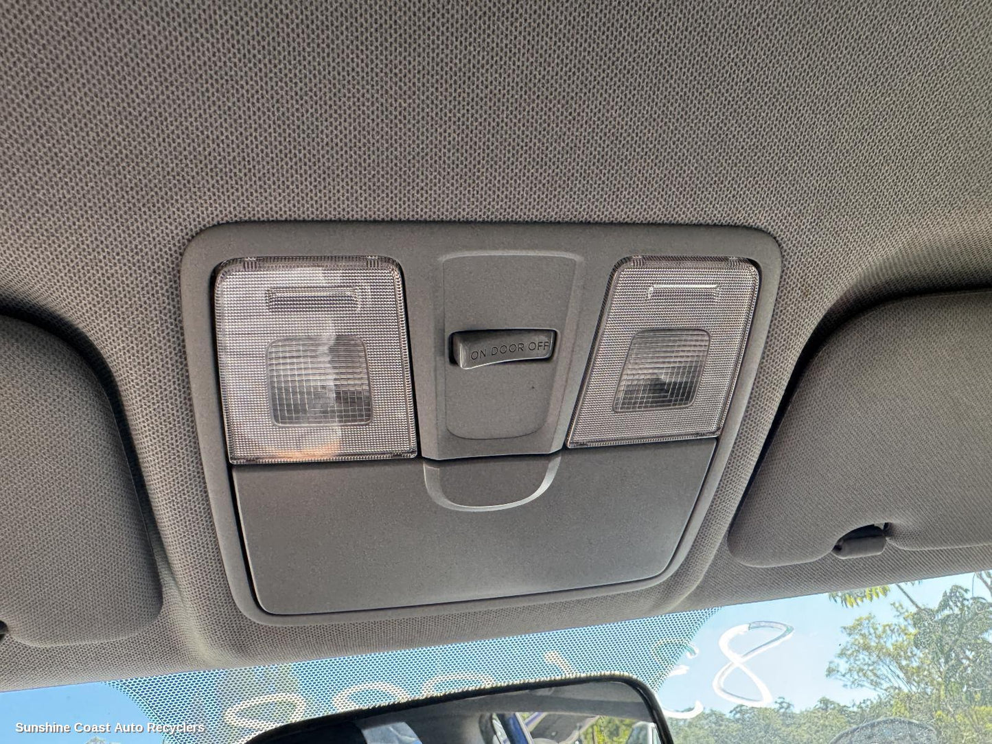 2015 Hyundai Accent Courtesy Light