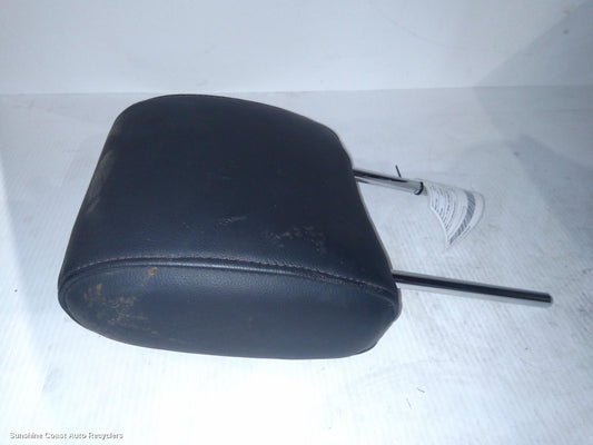 2010 Nissan Navara Headrest