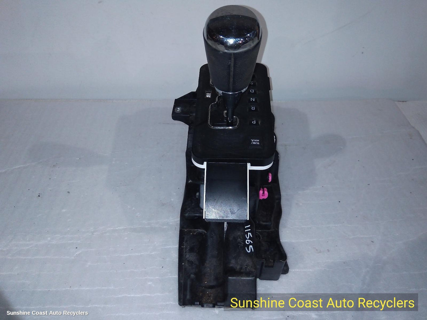 2012 Jeep Cherokee Gear Stick Shifter