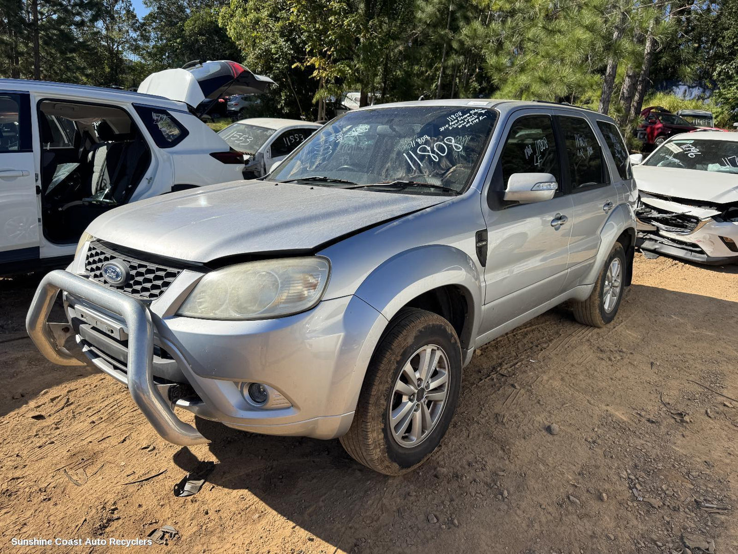 2010 Ford Escape Grille