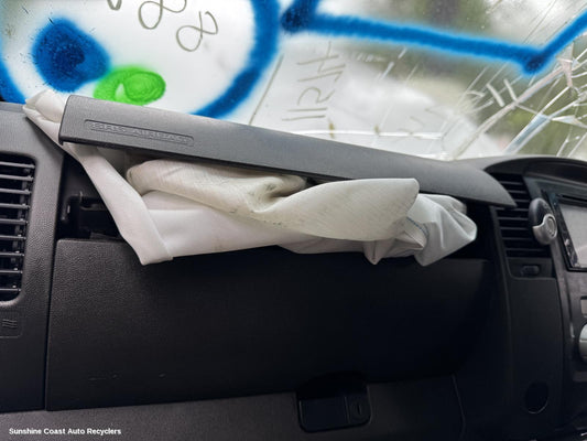 2013 Nissan Navara Glove Box