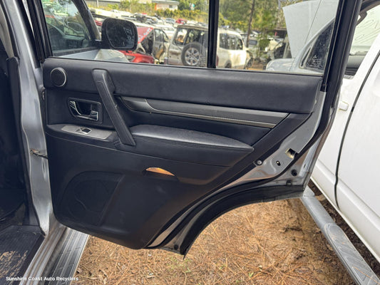 2007 Mitsubishi Pajero Door Boot Gate Lock