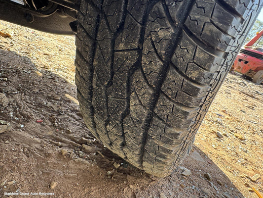 2011 Suzuki Jimny Tyre