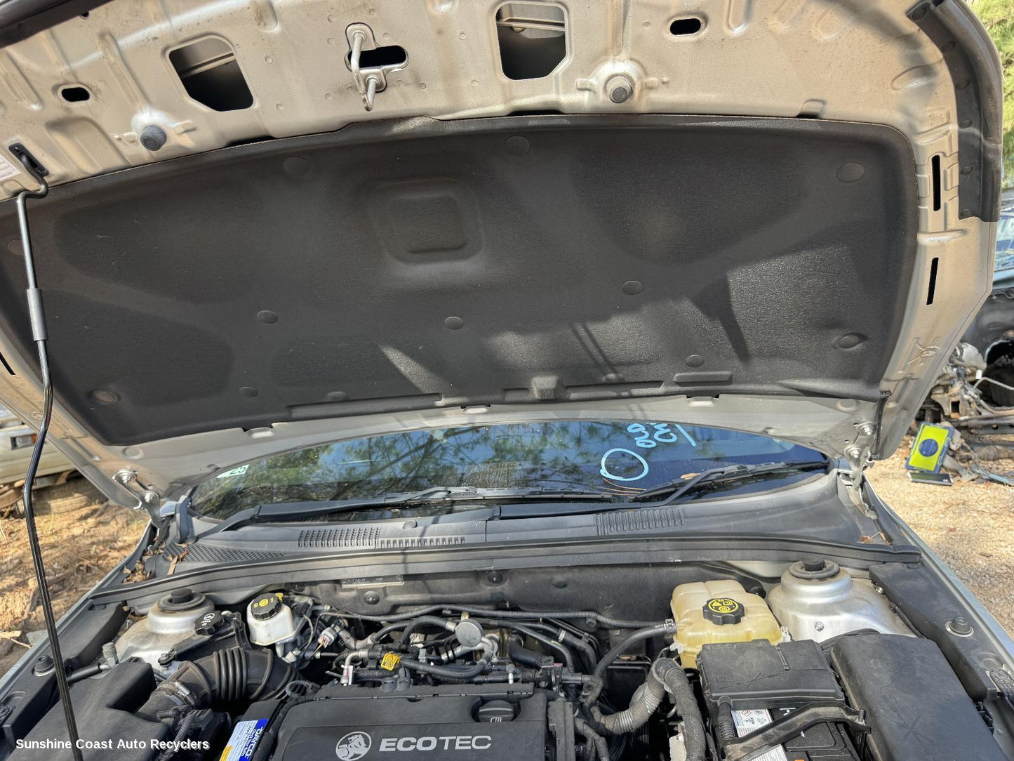 2015 Holden Cruze Bonnet Hinge Strut
