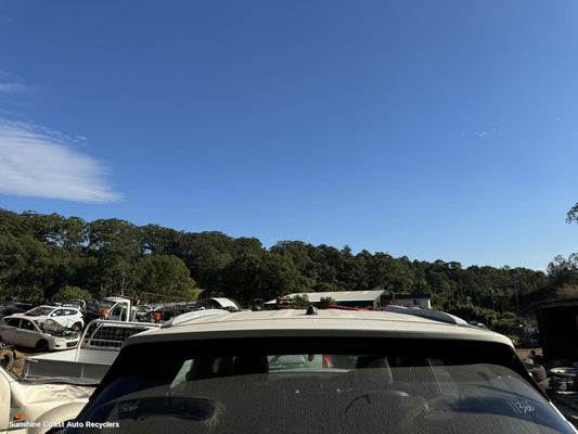 2015 Hyundai Tucson High Level Stoplight