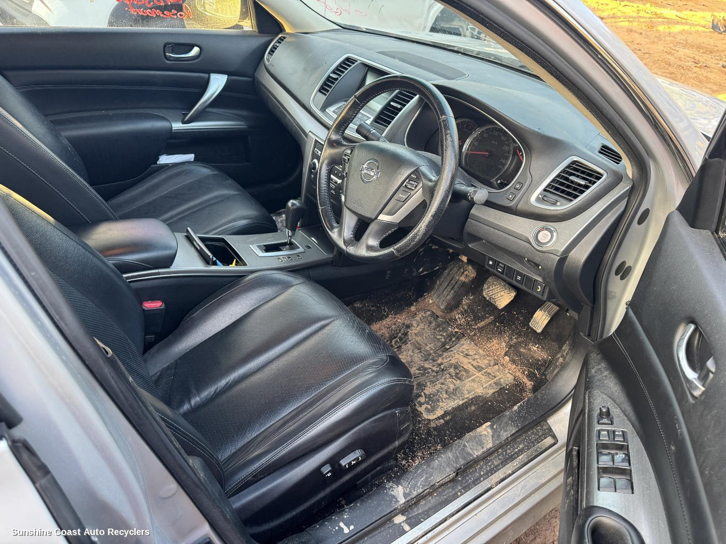 2010 Nissan Maxima Tyre
