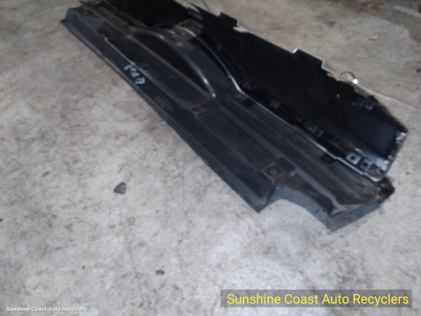 2007 Mitsubishi Pajero Rear Bumper