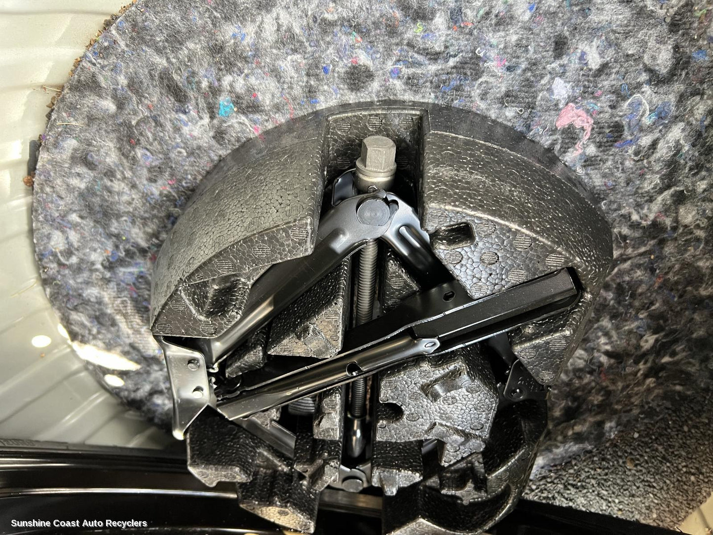 2017 Holden Equinox Jack Tool Kit