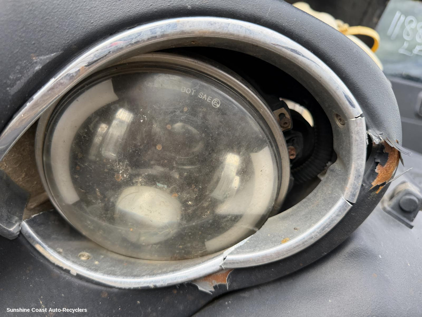 2003 Jeep Wrangler Left Headlamp