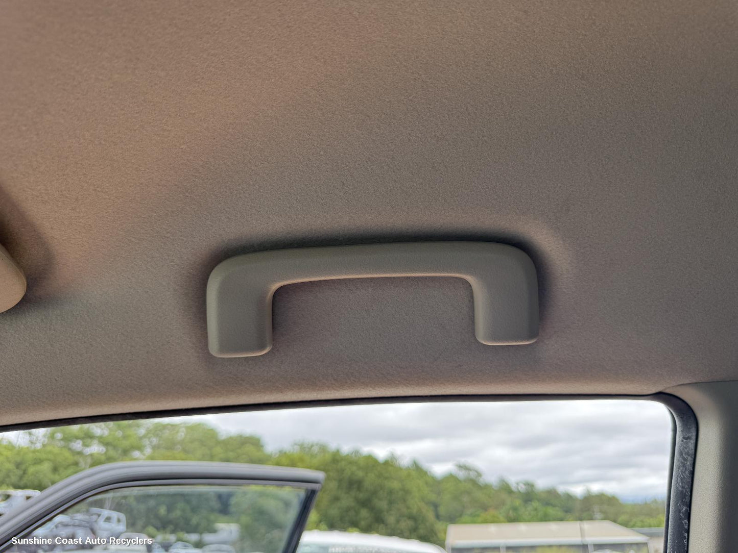 2014 Mitsubishi Pajero Grab Handle