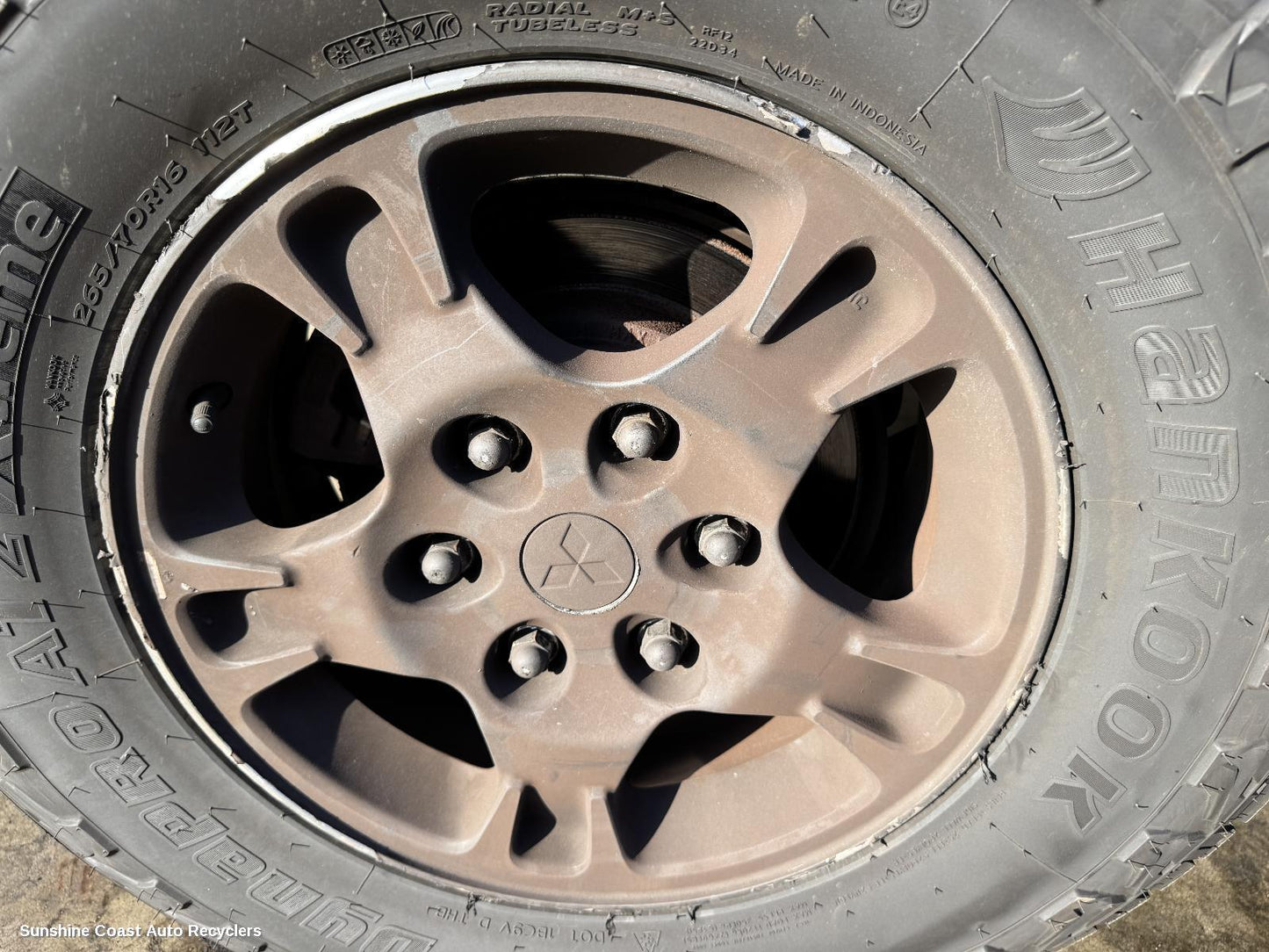 2002 Mitsubishi Pajero Steering Column