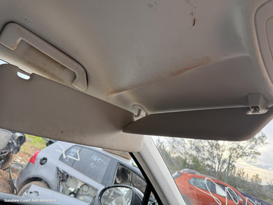 2016 Volkswagen Touareg Sunvisor