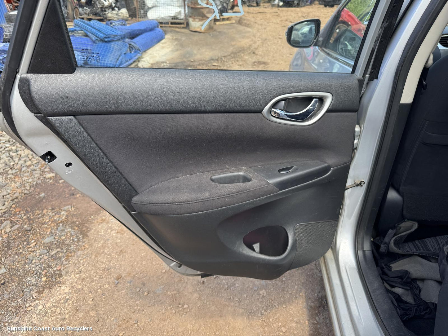 2013 Nissan Pulsar Door Handle