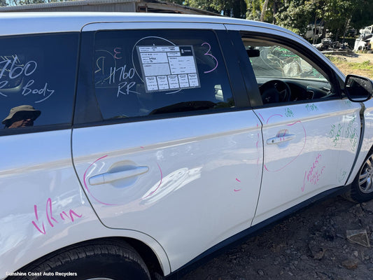 2012 Mitsubishi Outlander Door Handle