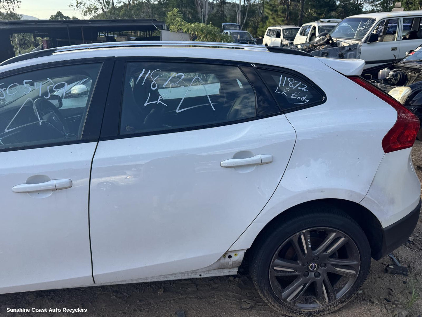2015 Volvo S40 Left Rear Door Window