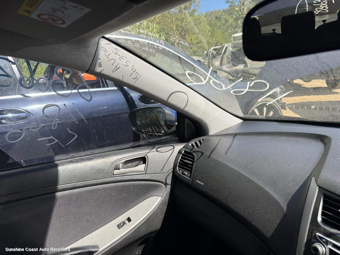 2015 Hyundai Accent Door Handle