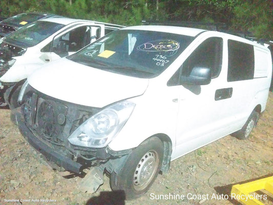 2010 Hyundai Iload/imax Starter