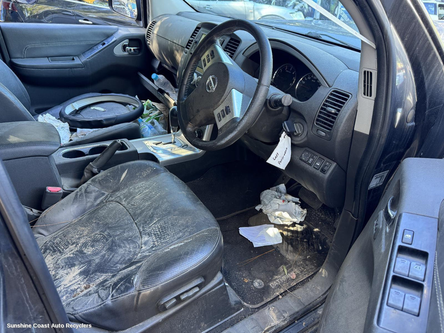 2010 Nissan Pathfinder Headrest