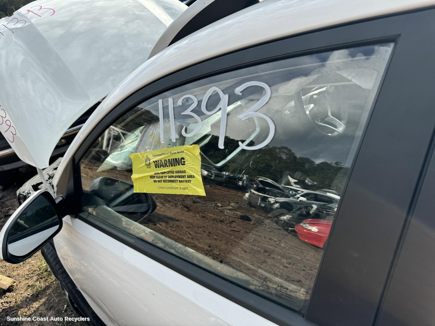 2022 Kia Stonic Left Front Door Window