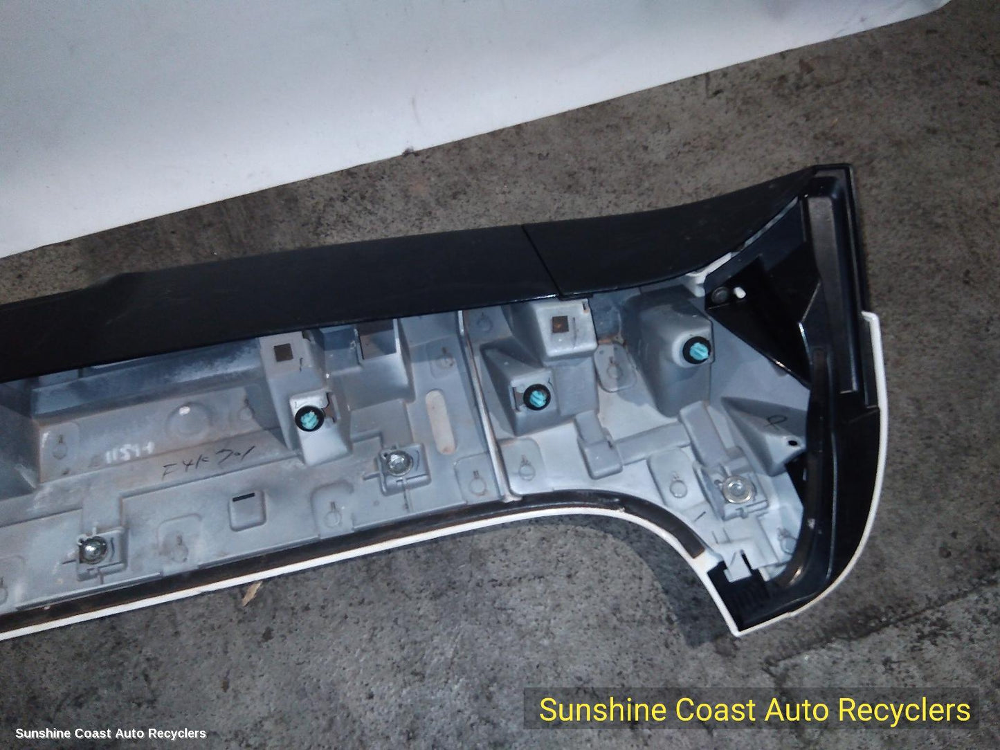 2024 Mitsubishi Outlander Rear Spoiler