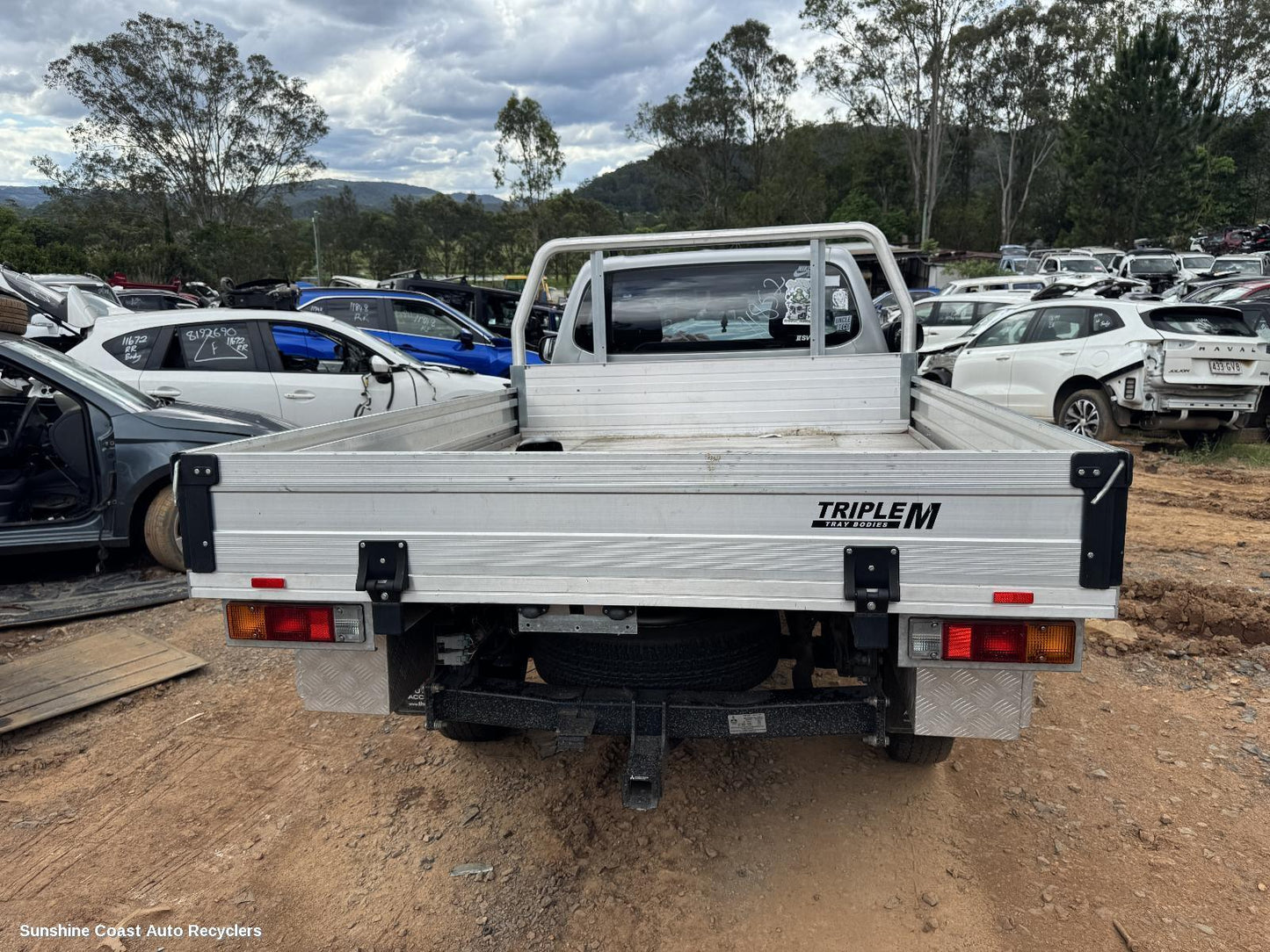 2016 Mitsubishi Triton Overflow Bottle