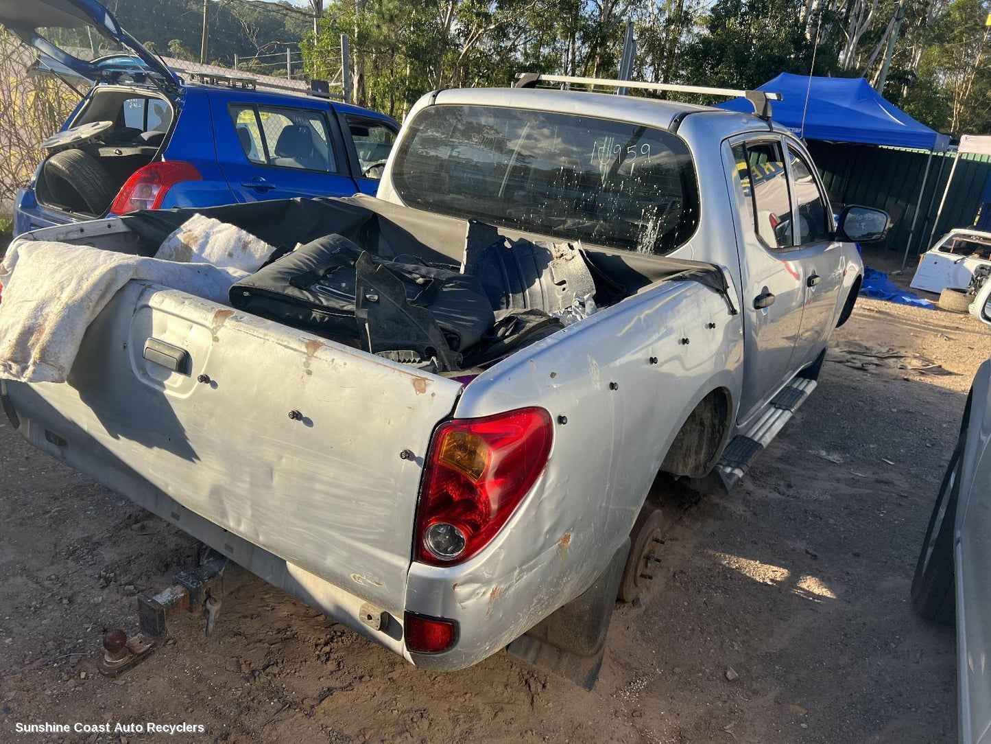 2008 Mitsubishi Triton Owners Handbook