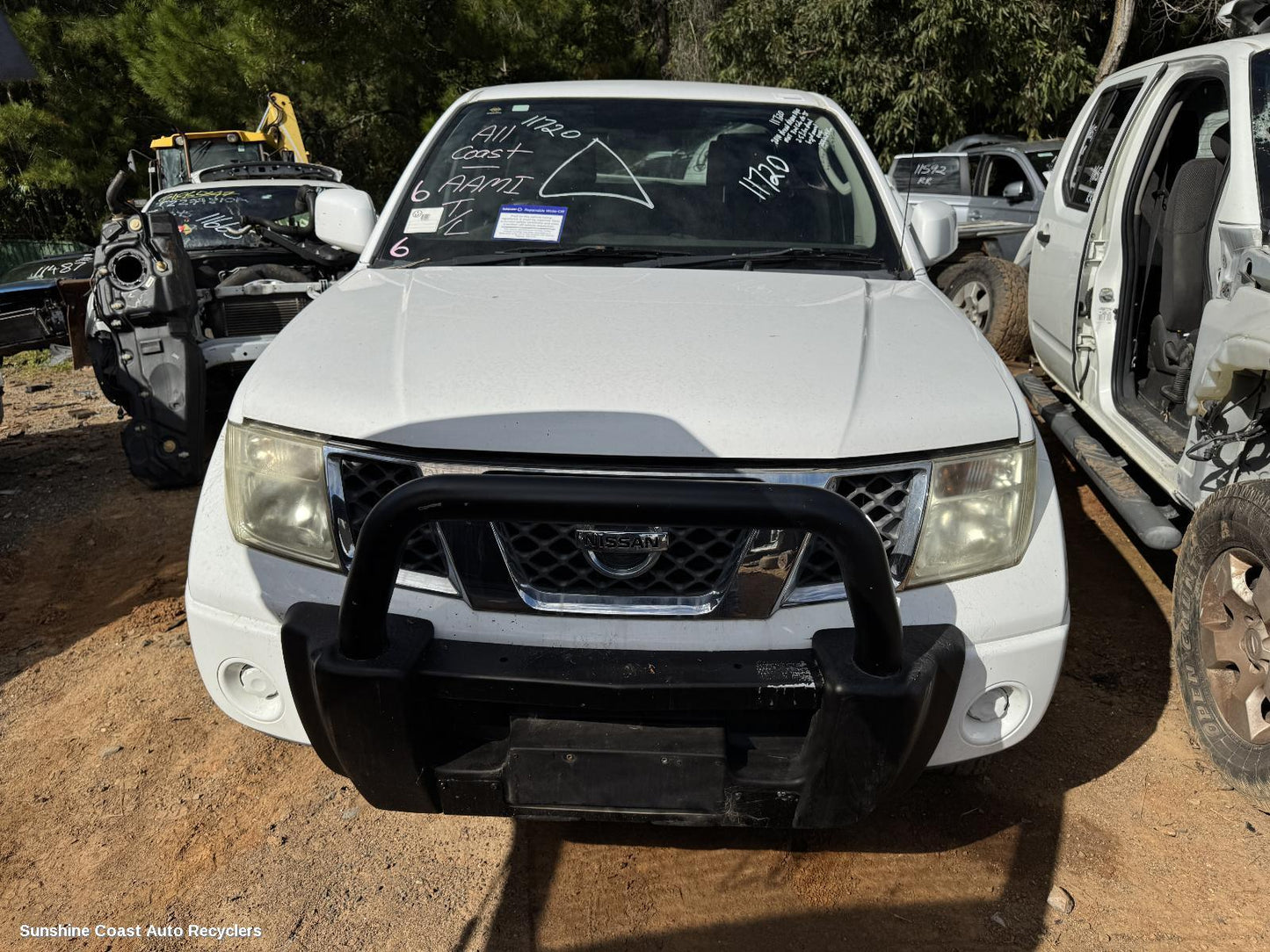 2010 Nissan Navara Tonneau Cover