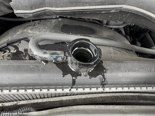 2014 Mitsubishi Pajero Radiator