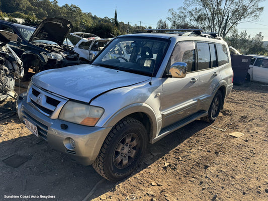 2003 Mitsubishi Pajero Seatbelt Stalk