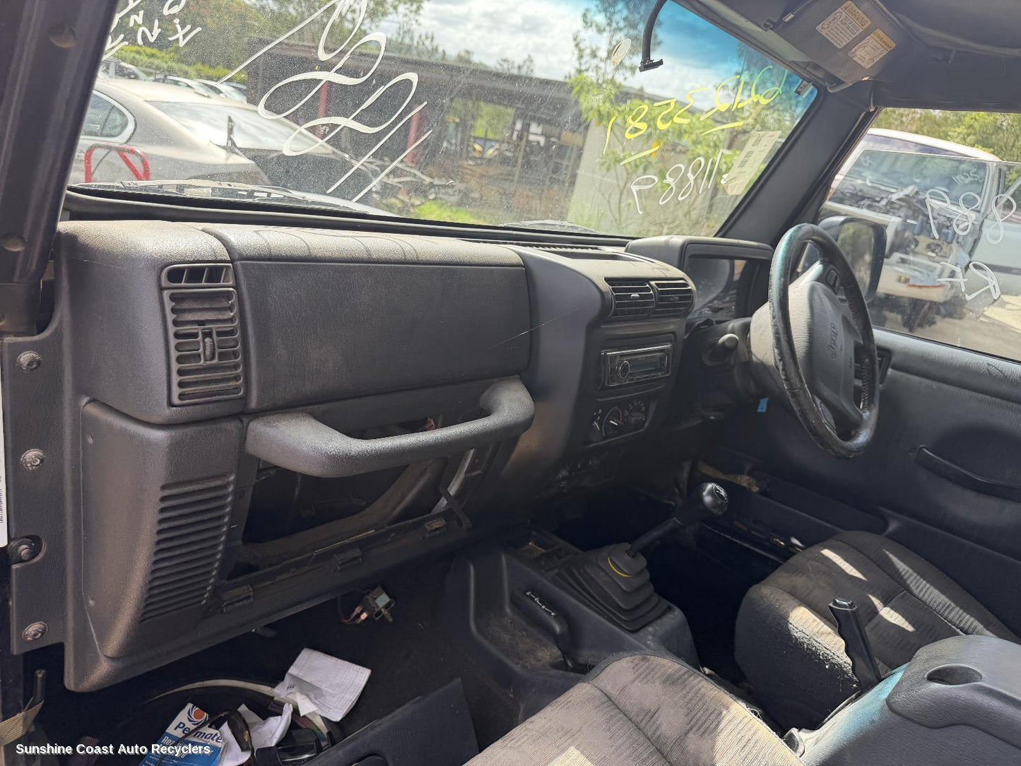 2003 Jeep Wrangler Glove Box
