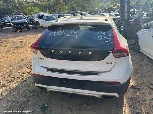 2015 Volvo S40 Rear Bumper