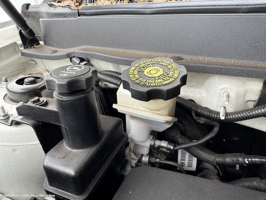 2013 Holden Captiva P S Reservoir