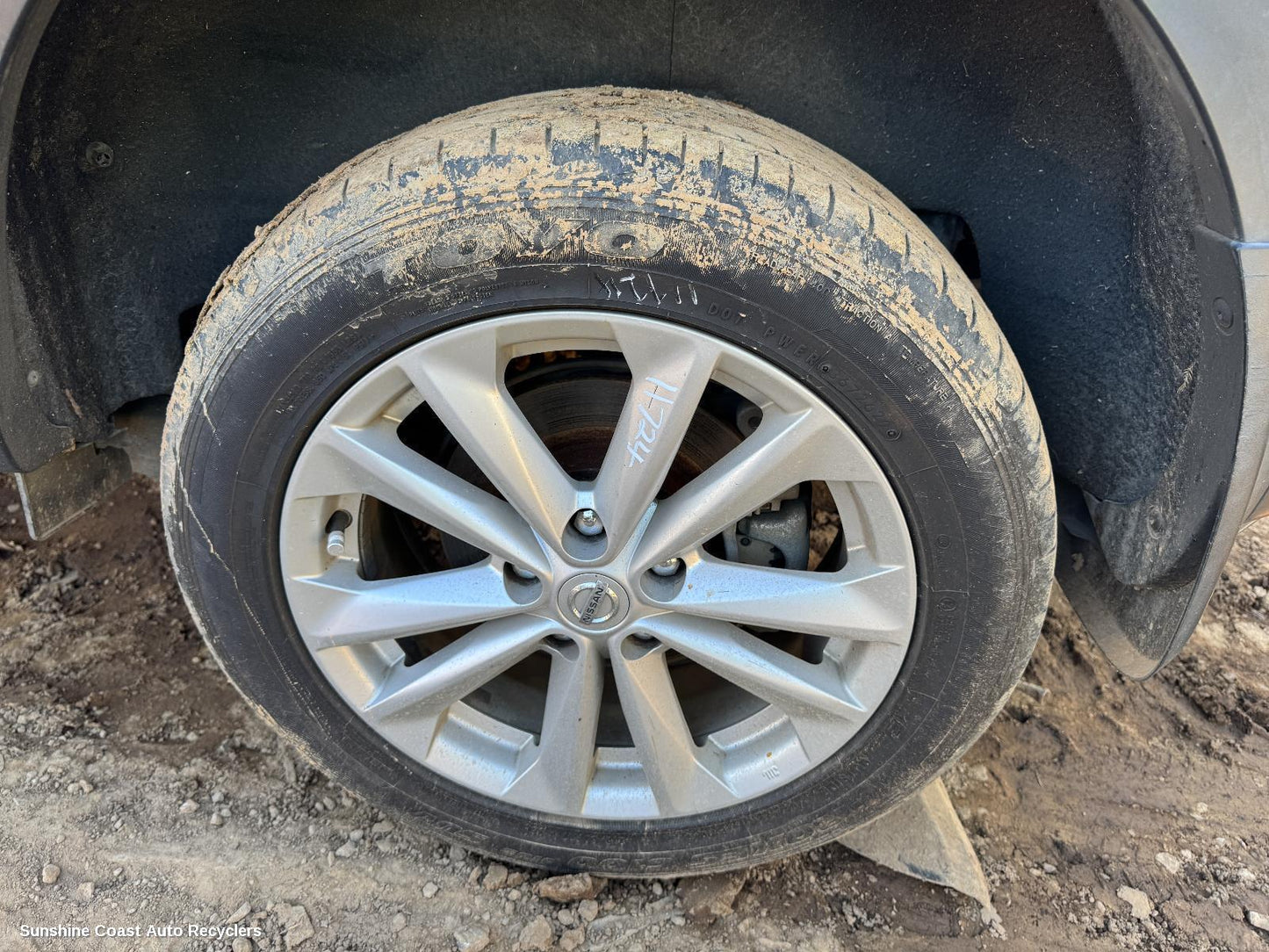 2015 Nissan Qashqai Caliper